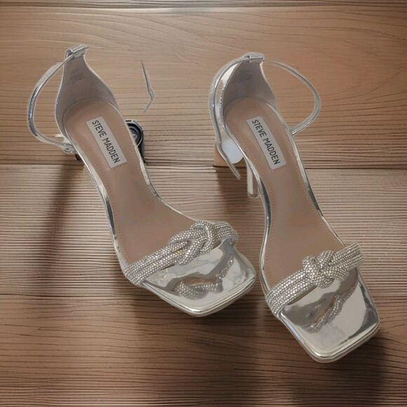 STEVE MADDEN Embellished Confetti Heels Metallic Silver SZ 7 1/2 - Picture 1 of 11